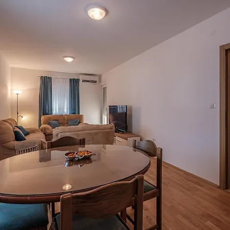 Apartment One Bed - Stari Aerodrom Podgorica